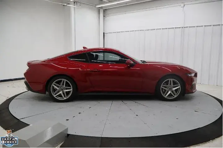 $31595 : Ford Mustang 2024 EcoBoost P image 2