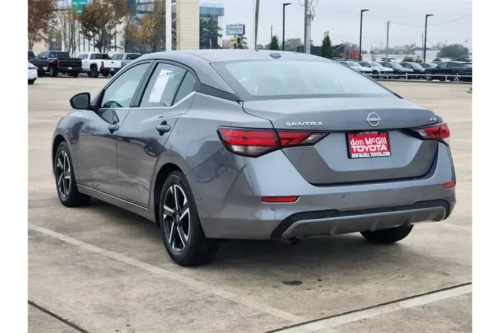 $17703 : Nissan Sentra 2024 SV 4dr Se image 7