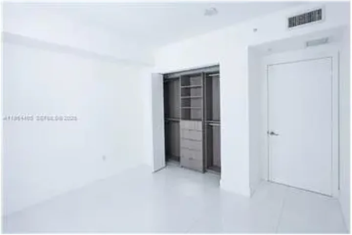 $3900 : Rental property with 2 bedro image 7