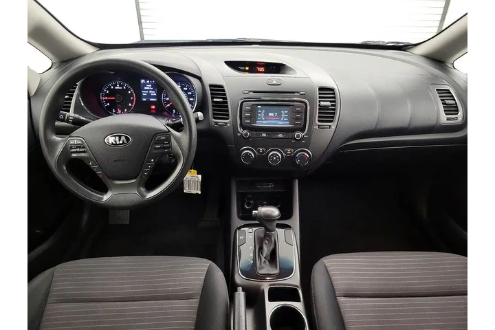 $11599 : Kia Forte 2017 LX 4dr Sedan image 9
