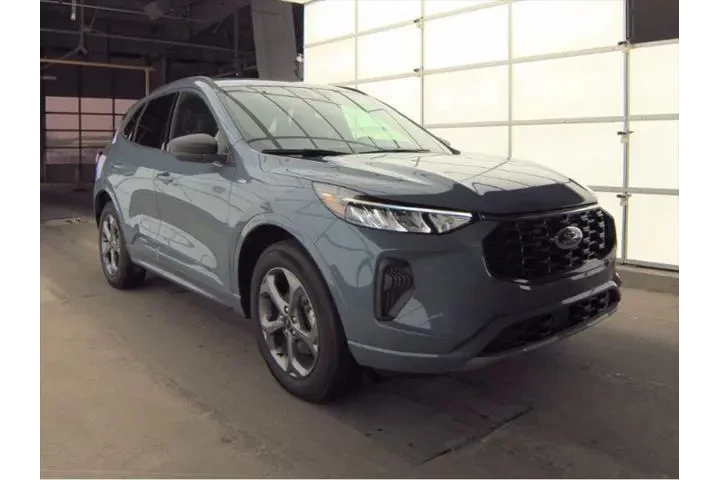 $24693 : Ford Escape 2024 AWD ST-Line image 4