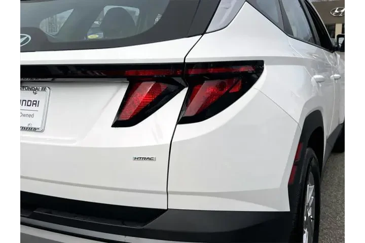 $27950 : Hyundai TUCSON 2025 AWD SE 4 image 6