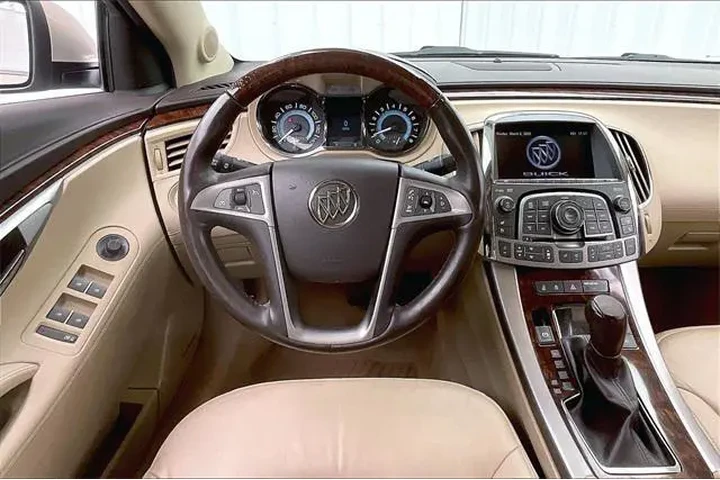 $5990 : Buick LaCrosse 2010 CXL 4dr image 5