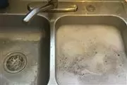 KITCHEN-SINK-FAUCET-DRAIN en Los Angeles