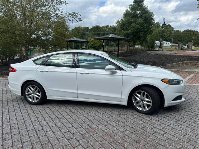 $5500 : 2013 Fusion SE image 10