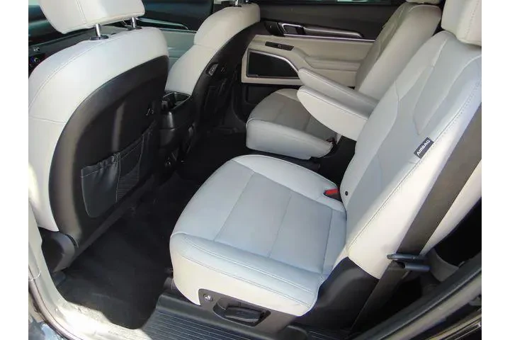 $34499 : Kia Telluride 2024 AWD S 4dr image 5