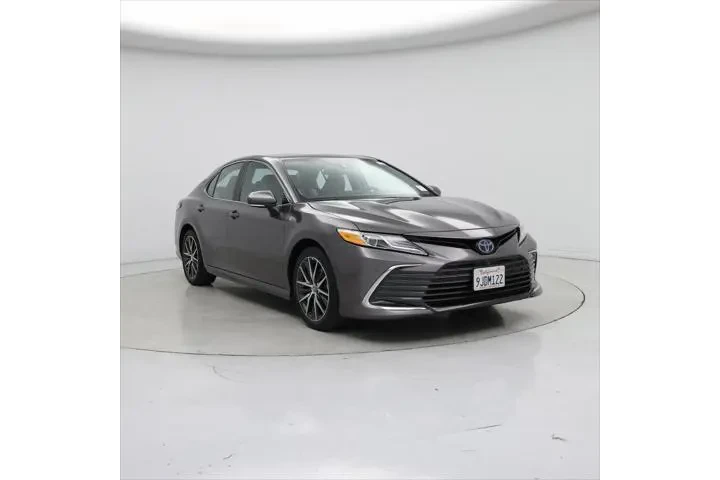 $33998 : Toyota Camry Hybrid 2024 XLE image 1