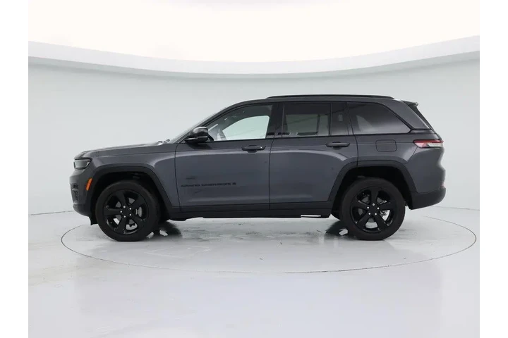 $32998 : Jeep Grand Cherokee 2022 4x4 image 3