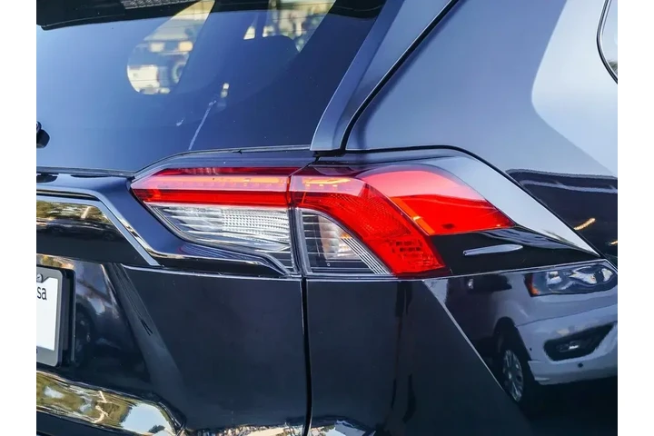 $26492 : Toyota RAV4 2023 XLE 4dr SUV image 8