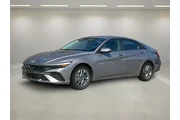 $18989 : Hyundai ELANTRA 2024 SEL 4dr thumbnail