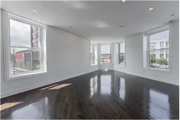 $4200 : Rental property with 4 bedro image 3