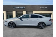 $29998 : Honda Accord Hybrid 2024 Spo thumbnail