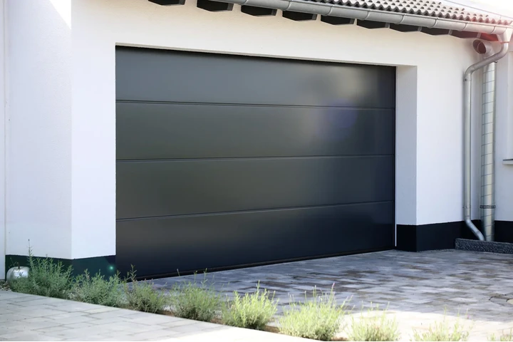 AG Smart Garage image 2