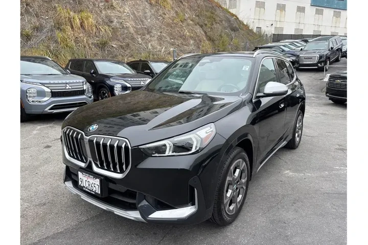 $29888 : BMW X1 2024 AWD xDrive28i 4d image 3