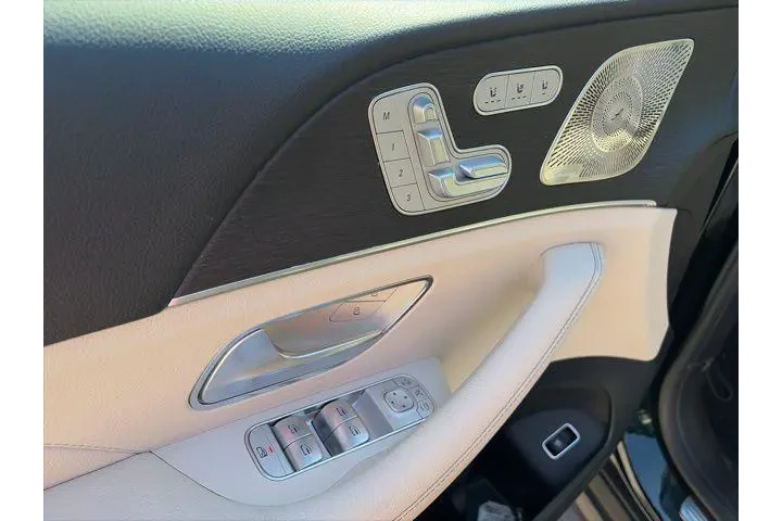 $27600 : Mercedes-Benz GLE 2021 GLE 3 image 9