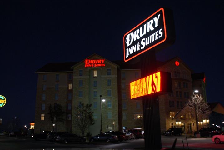 Excellent Stay at Drury Inn image 1