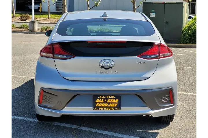 $17900 : Hyundai IONIQ Hybrid 2022 SE image 5