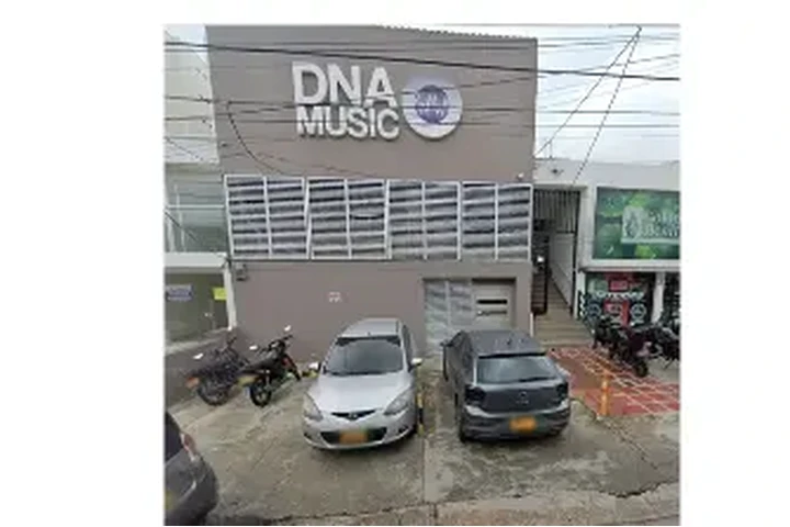 $1590000000 : VENDO EDIFICIO COMERCIAL image 1