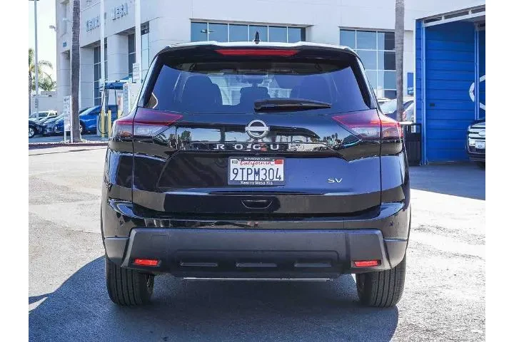 $22212 : Nissan Rogue 2024 SV 4dr Cro image 7