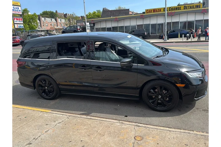 $33990 : Honda Odyssey 2024 Sport 4dr image 8