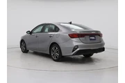 $17998 : Kia Forte 2024 LXS 4dr Sedan thumbnail