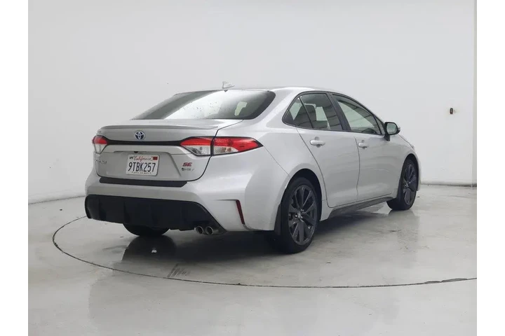 $27998 : Toyota Corolla Hybrid 2025 S image 8