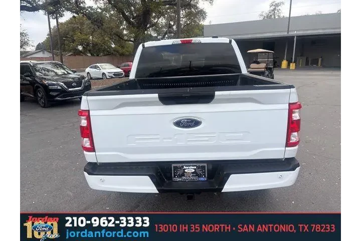$27925 : Ford F-150 2023 4x2 XL 4dr S image 8