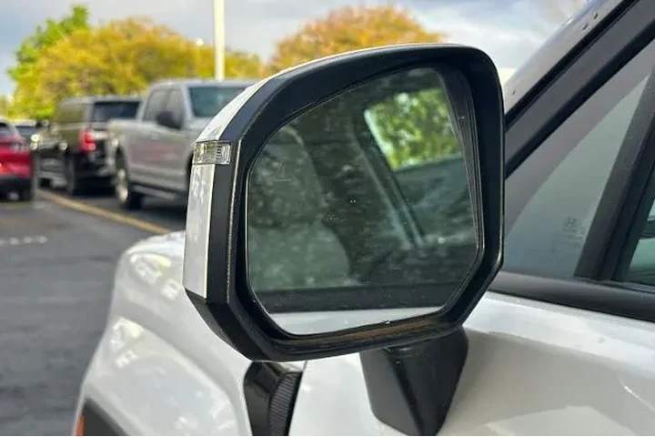 $30995 : Hyundai SANTA FE 2024 AWD SE image 8