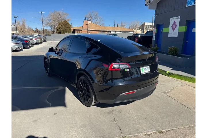 2020 Model Y Long Range image 7