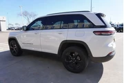 $30888 : Jeep Grand Cherokee 2023 4x4 thumbnail