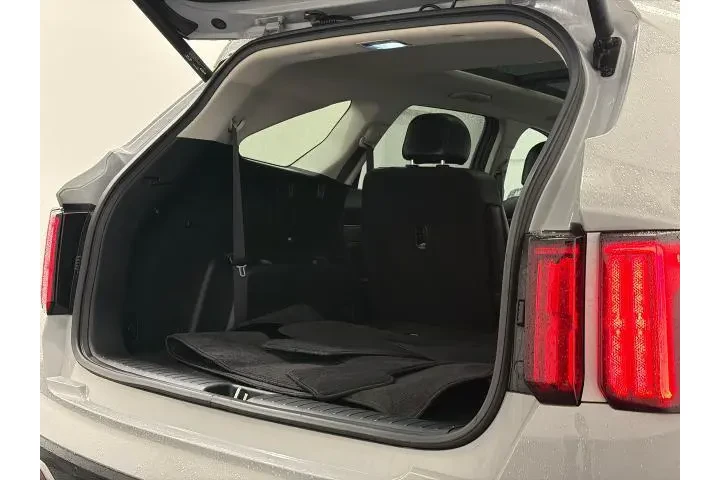 $29500 : Kia Sorento 2023 AWD SX 4dr image 8