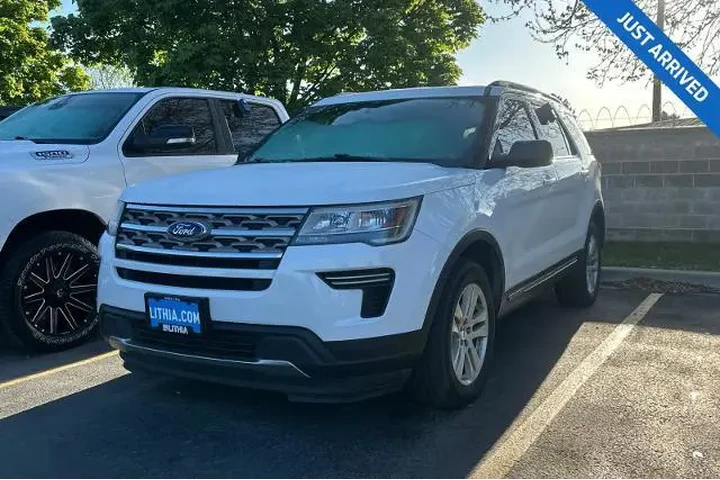 $16995 : Ford Explorer 2018 AWD XLT 4 image 1