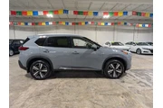 $28344 : Nissan Rogue 2023 Platinum 4 thumbnail