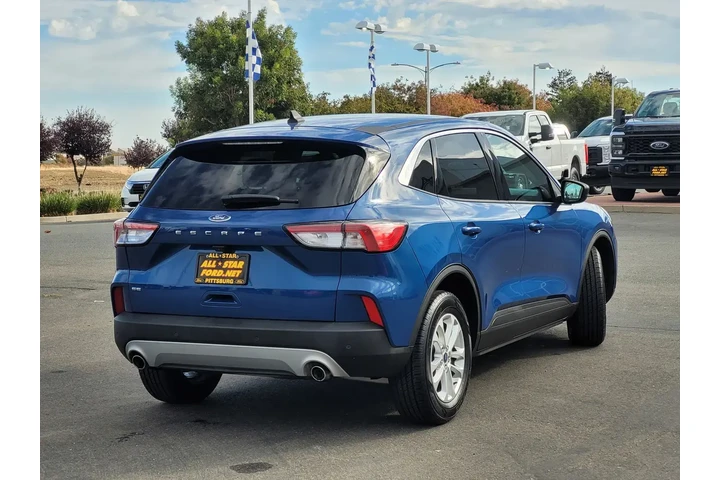 $18000 : Ford Escape 2022 SE 4dr SUV image 4