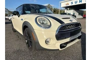 $8991 : MINI Hardtop 2 Door 2016 Coo thumbnail