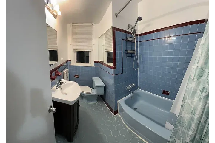 $1350 : HOUSE FOR RENT IN PLIHADELLPIA image 5