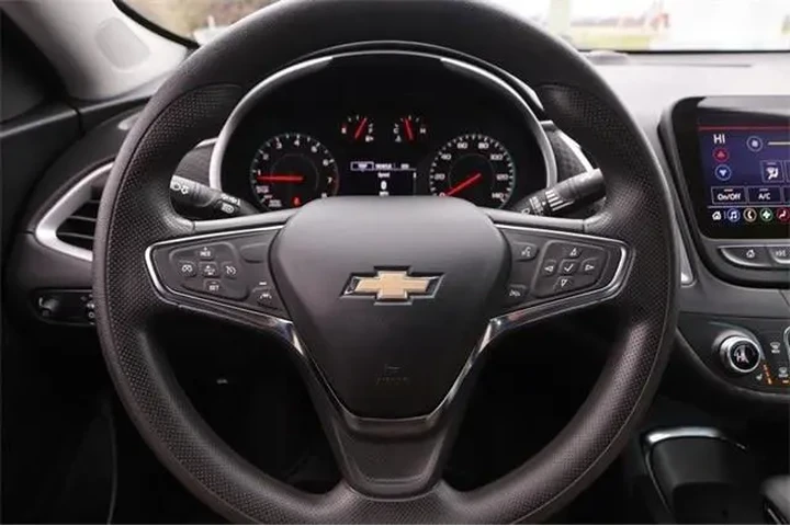 $20950 : Chevrolet Malibu 2024 LT 4dr image 10
