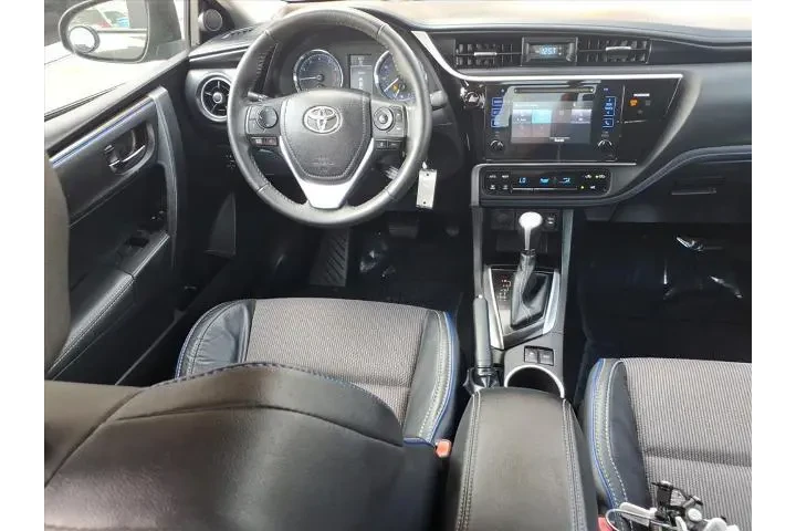 $16988 : Toyota Corolla 2017 SE 4dr S image 4