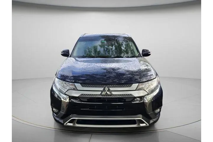$13477 : Mitsubishi Outlander 2020 SE image 3