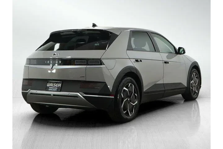 $27998 : Hyundai IONIQ 5 2023 AWD SEL image 5