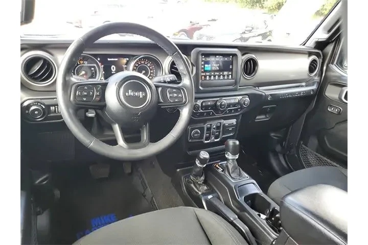 $23487 : Jeep Wrangler Unlimited 2021 image 10