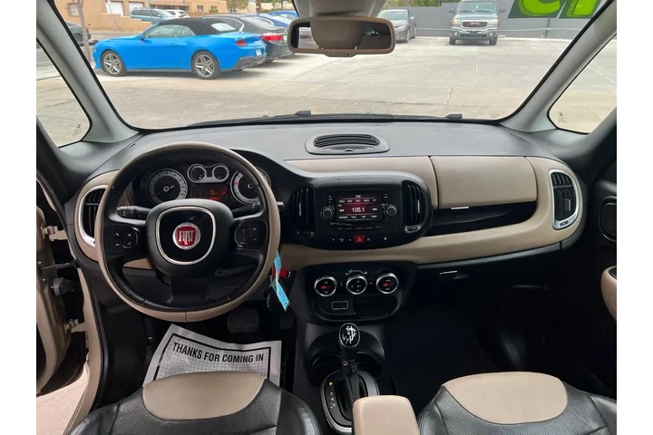 2015 500L Lounge image 9