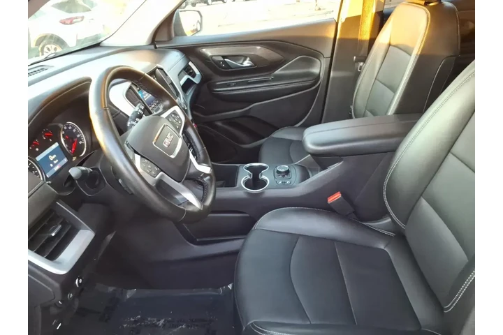 $27842 : GMC Terrain 2024 SLT 4dr SUV image 10