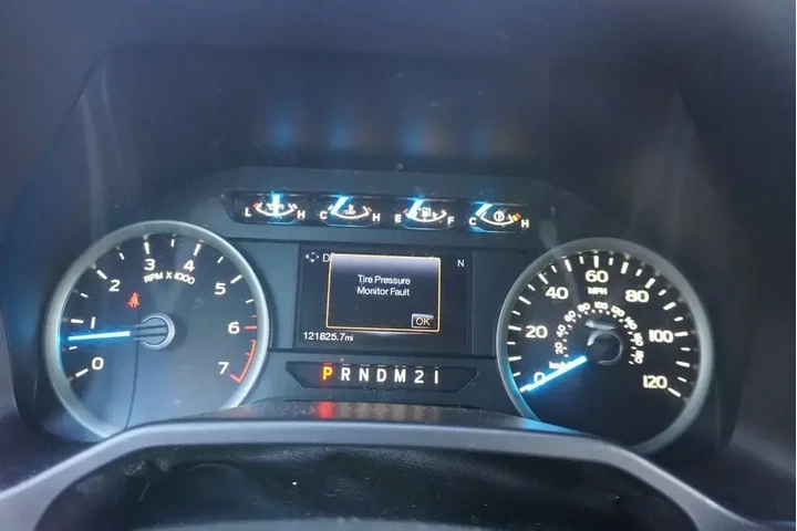 $22888 : Ford F-150 2016 4x4 King Ran image 10