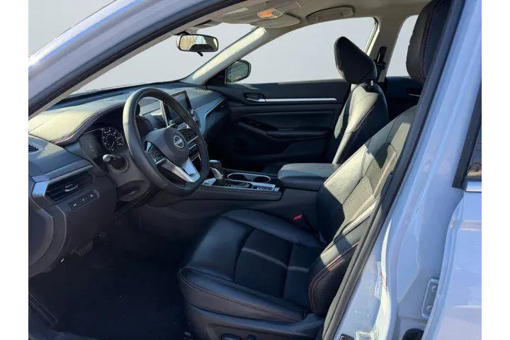 $25910 : Nissan Altima 2025 AWD 2.5 S image 9