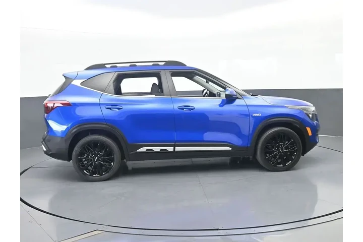 $21331 : Kia Seltos 2023 AWD Nightfal image 7