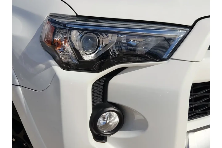$37991 : Toyota 4Runner 2020 4x4 SR5 image 9