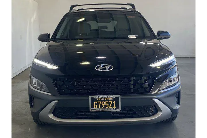 $21709 : Hyundai KONA 2023 Limited 4d image 2