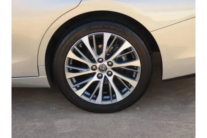 $26911 : Lexus ES 350 2019 F SPORT 4d image 7