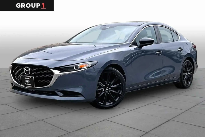 $23981 : Mazda Mazda3 Sedan 2022 Pref image 1